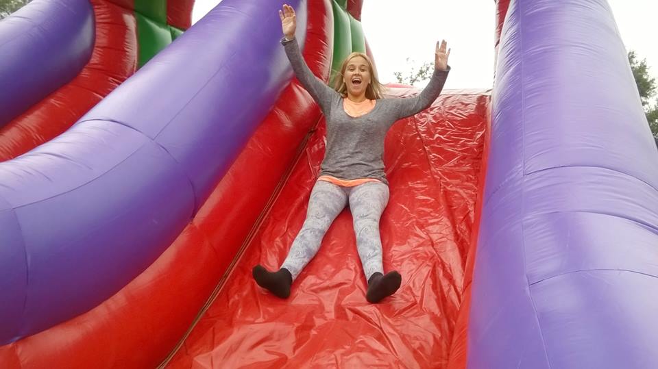 Festa de Joves i adults amb INFLABLE