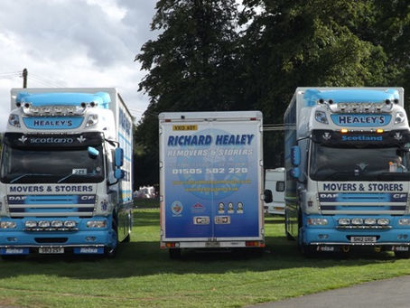 R&S October 2013 – Victory for Richard Healey Removals at Truckfest