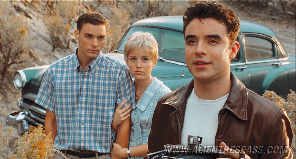 PHOTOS | Alien Trespass