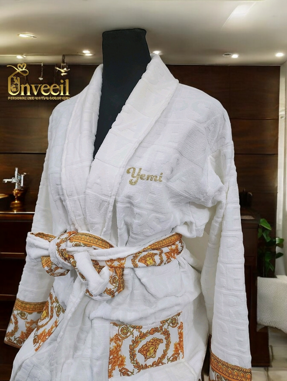 Thumbnail: Brand robes