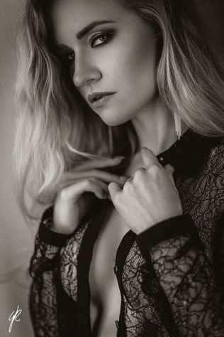 Interview: Cover Girl (issue15 part 4) Alex Dziadko (Poland)