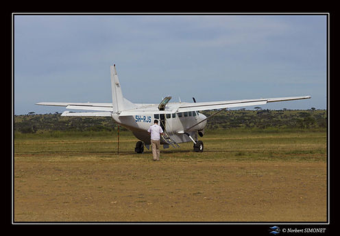 Avion et pilote aérodrome Seronera - Cad