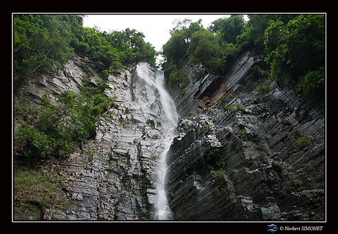 Cascade vue du bas réduit - Cadre Paysage - Sénégal copie.jpg