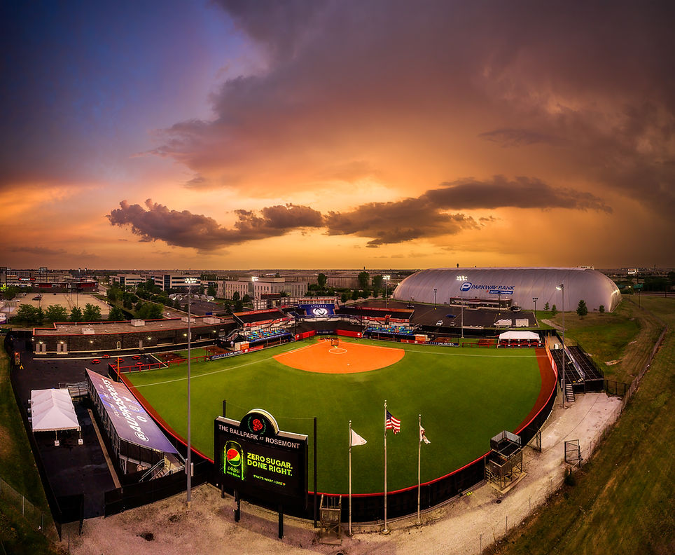 AthletesUnlimitedStadiumRosemont_SunsetWest_2020_sRGB25mb.jpg