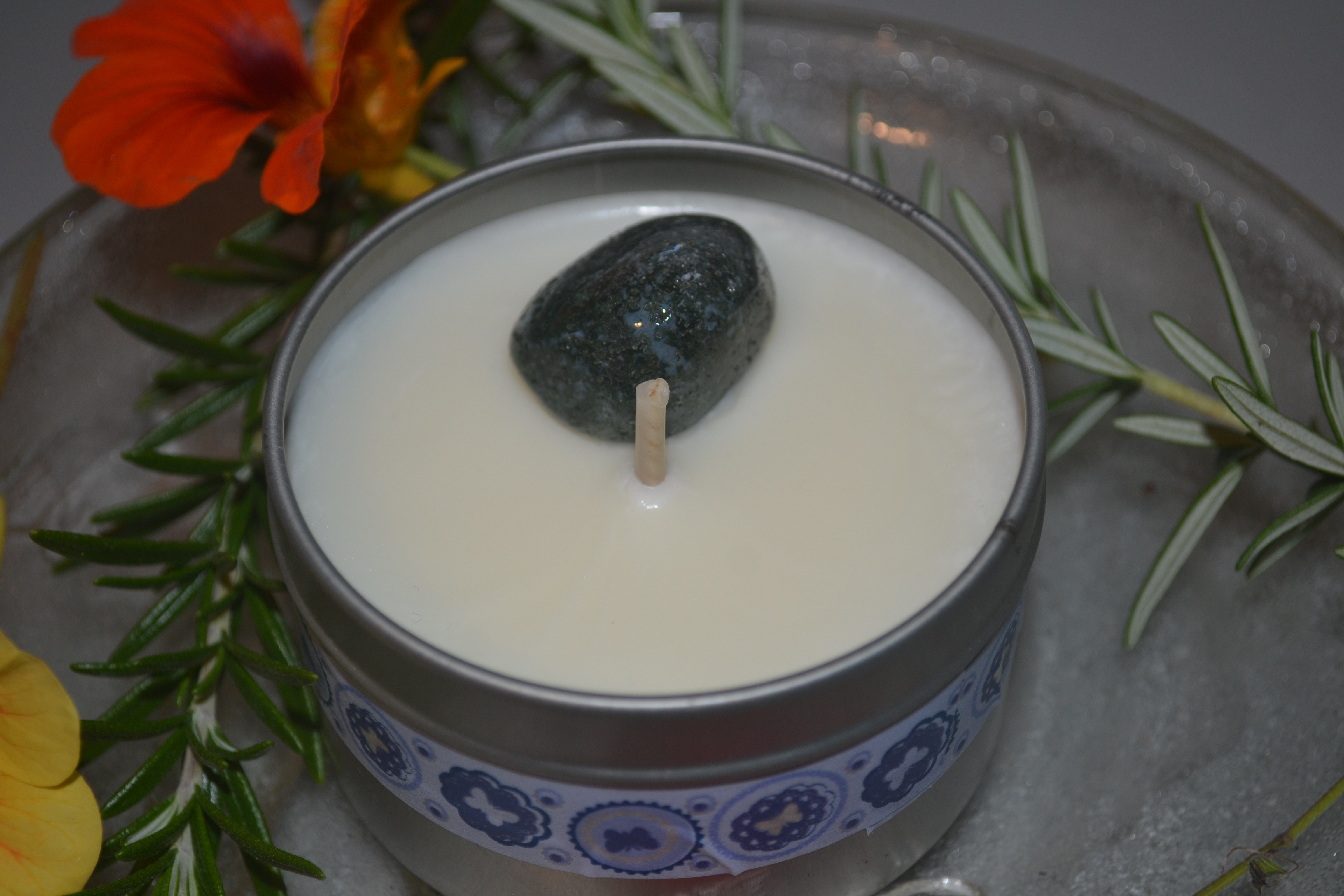 Beesoy Wax Candle Tin - Gaia
