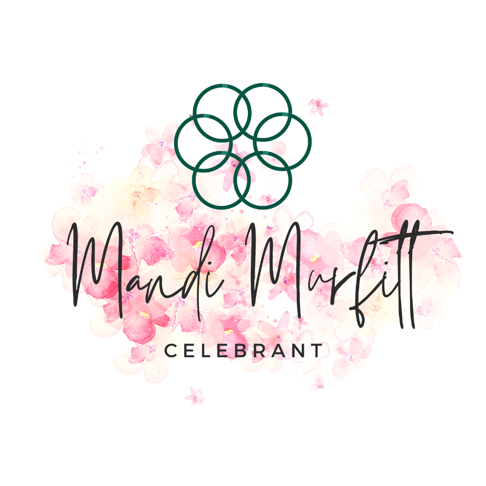 Mandi Murfitt Logo