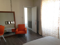 CHAMBRE ORANGE La Maison Bleue