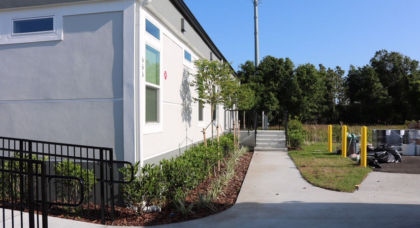 Modular office trailers available in Tampa Florida