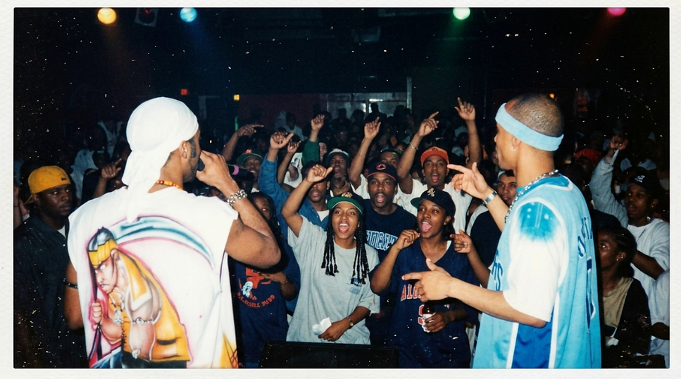 dae zar back view stage.png