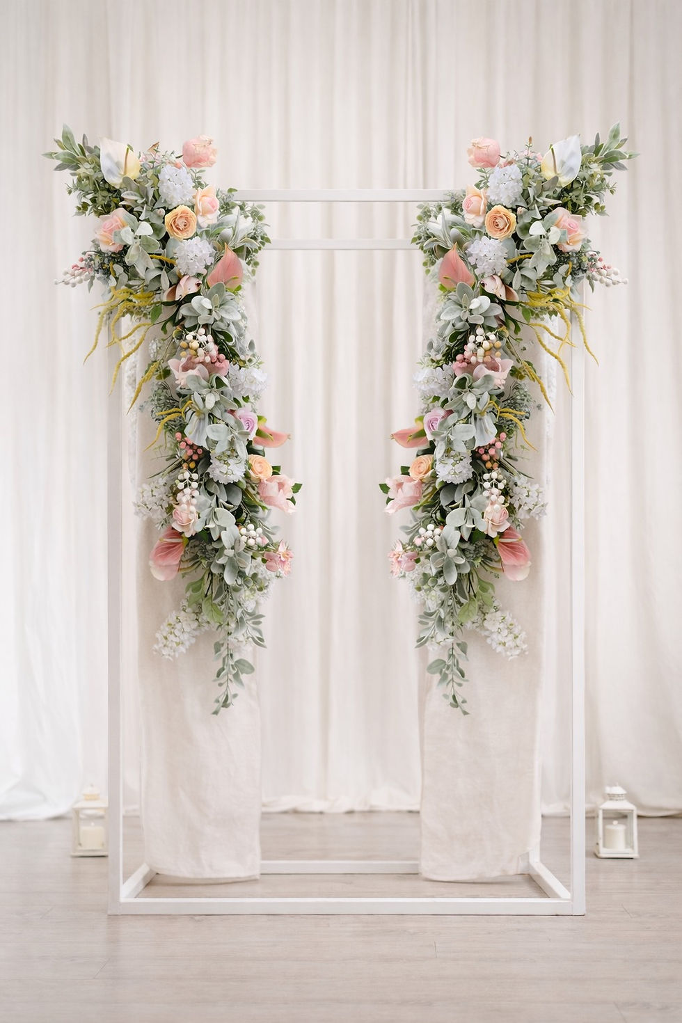 Miniatura: Spring floral garland with pastel blooms and lush greenery styled along a storefront entrance