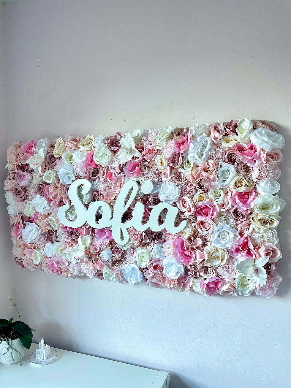 Thumbnail: flower wall name sign