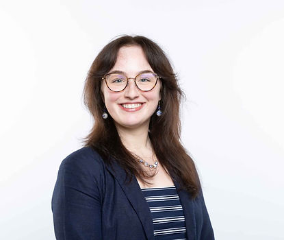 Headshot - Emilyann Nault (Medium).jpg