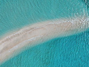 上空から見たユニの浜