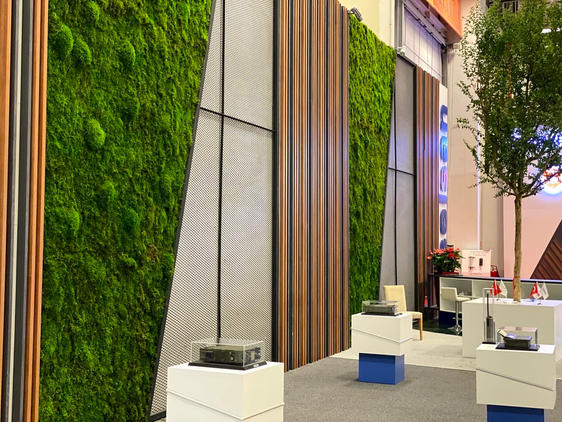 vertical-garden-wall-moss-moss-art.jpeg