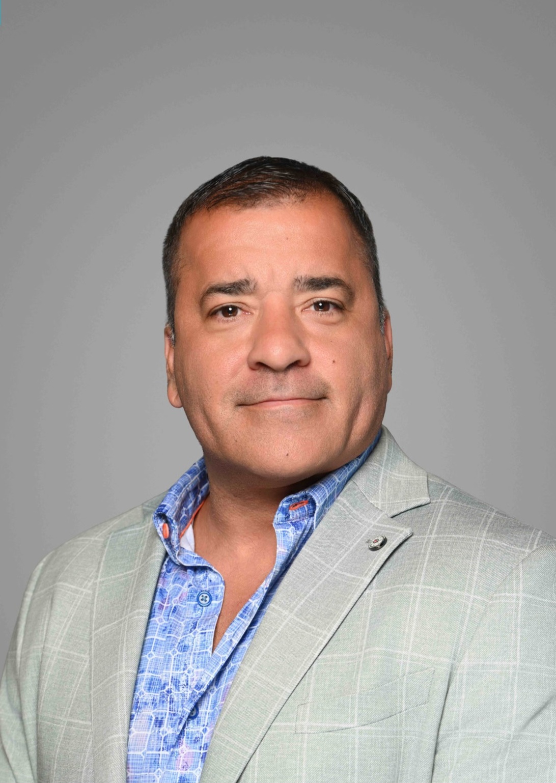 Anthony Carpenter Headshot.jpg