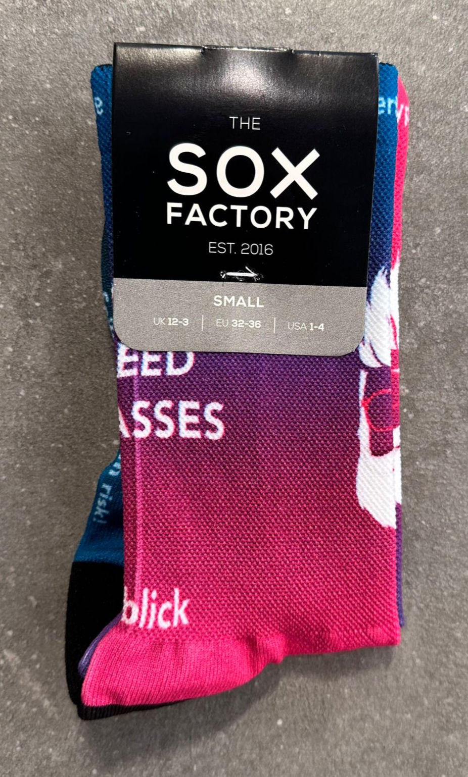 Thumbnail: Freak sox