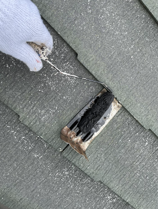 鉄部の錆止め作業