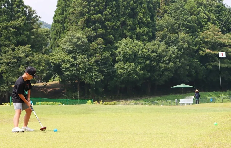 Enjoy park golf in Usuki