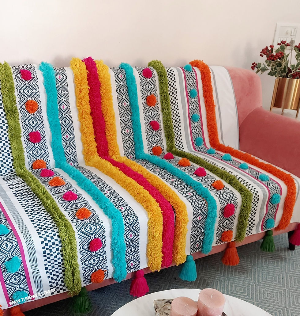 Miniatura: Rainbow Tufted Sofa Cover - Vibrant Colors to Brighten Your Room