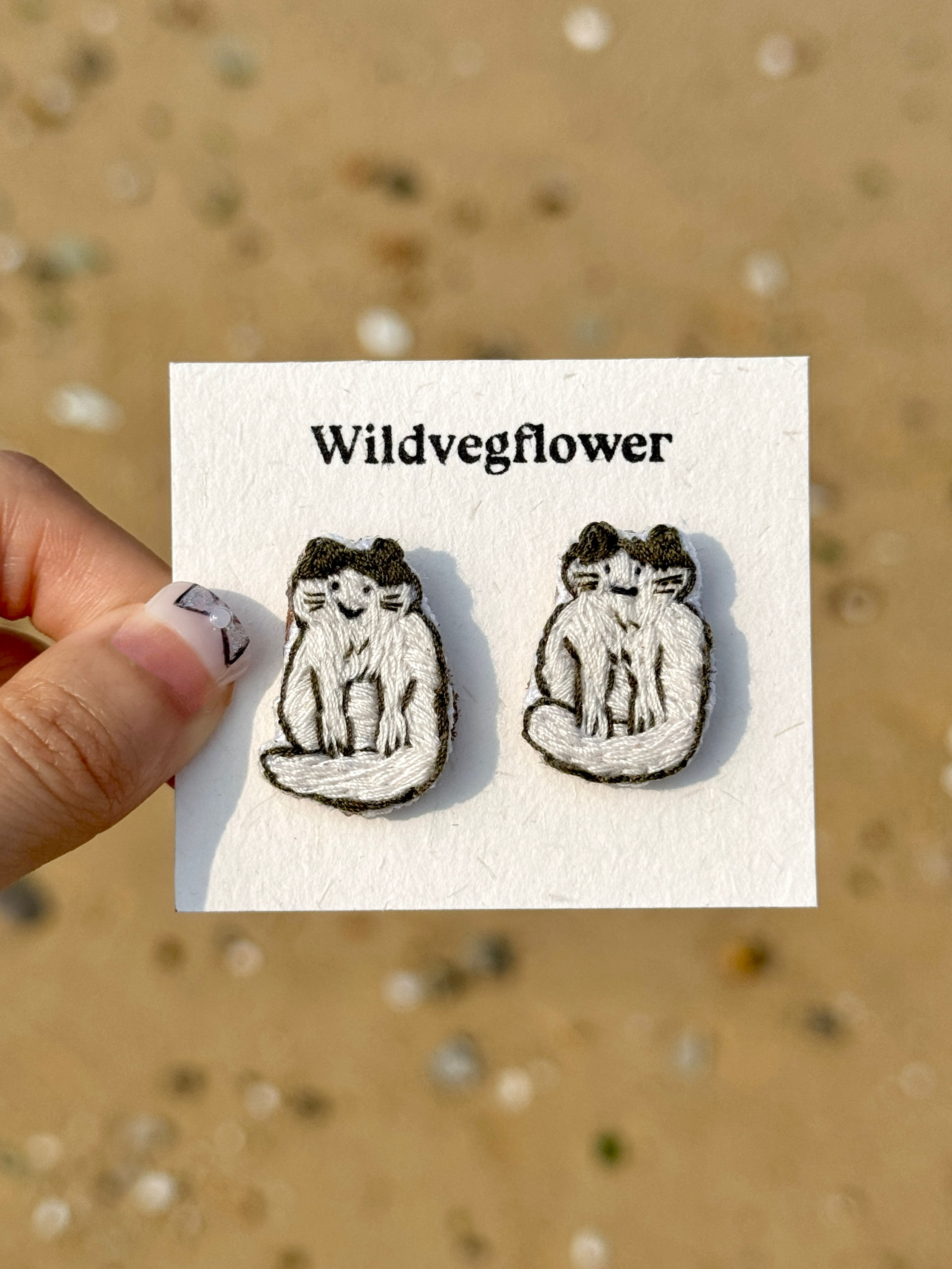 Ugly Cat醜貓 Embroidery Earrings