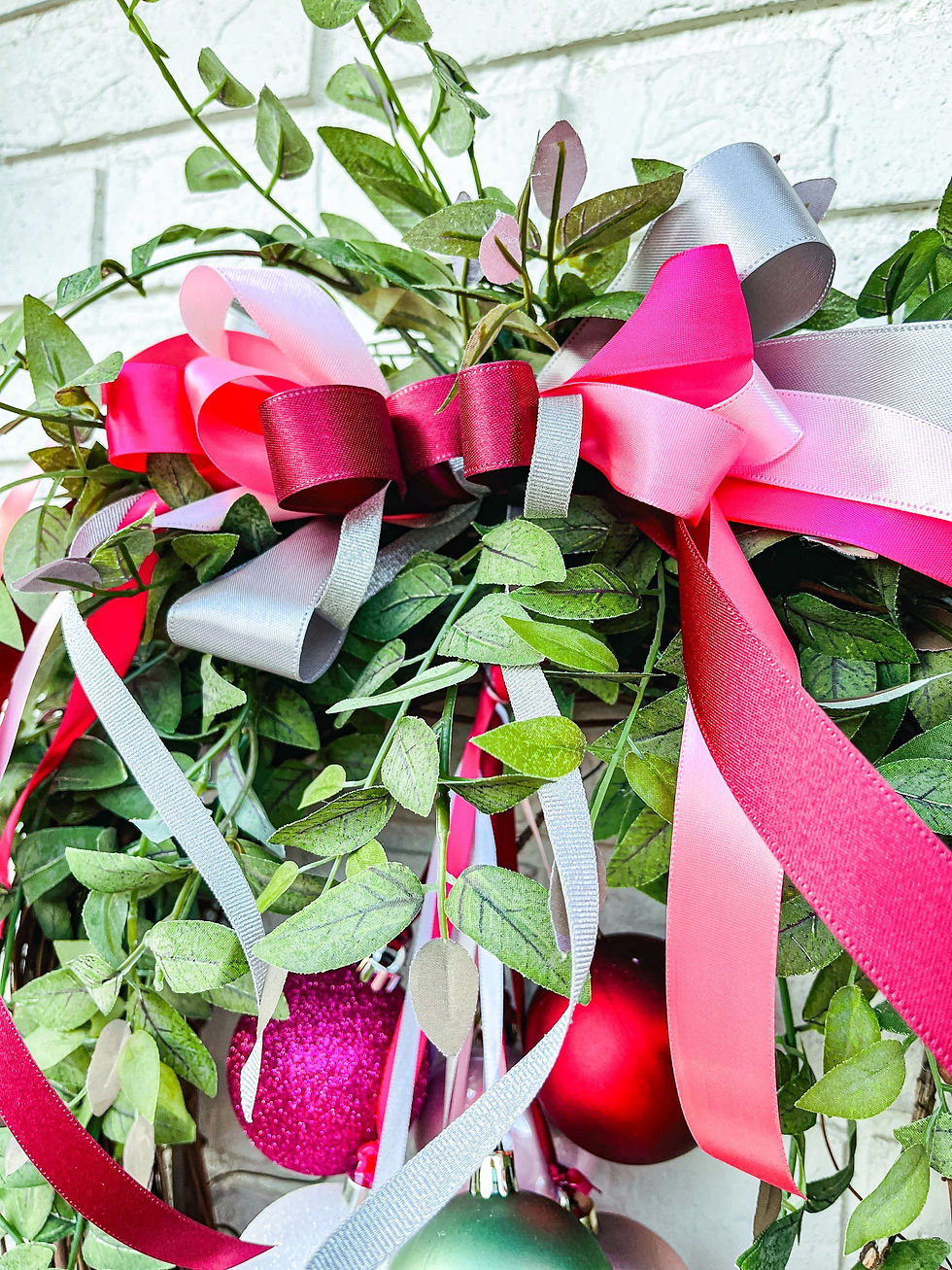 Thumbnail: Merry Ornament Wreath