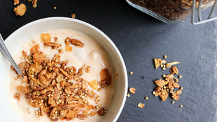 PERSIMMON JOGHURT