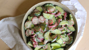 GURKEN RADIESLI SALAT