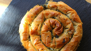 SPINAT BÖREK