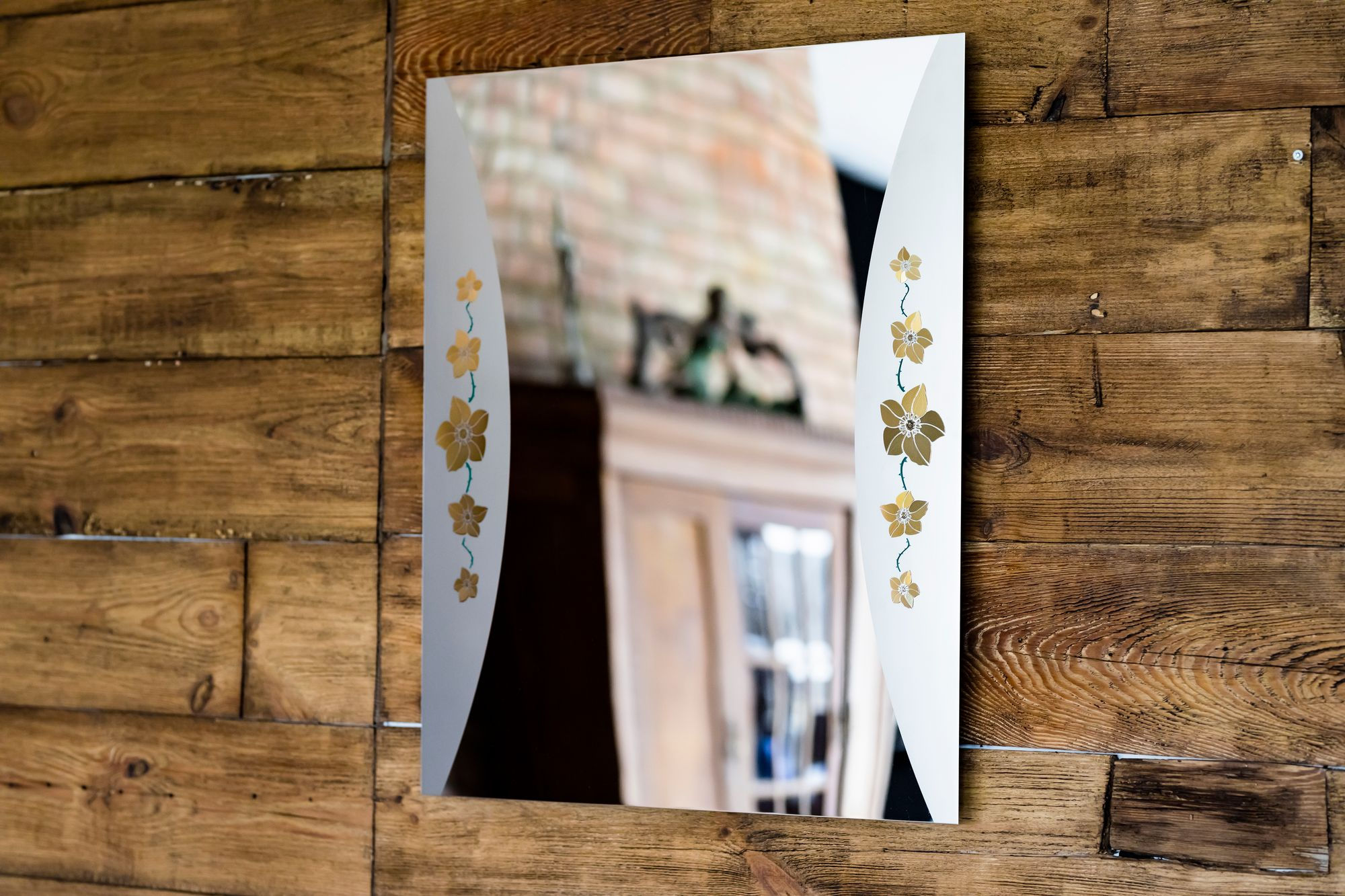 Beispiel Spiegel 24 Karat Gold-Edelstahl