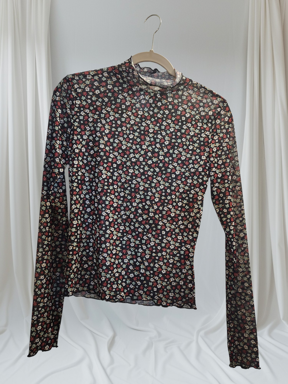 Sheer Floral Layering Blouse