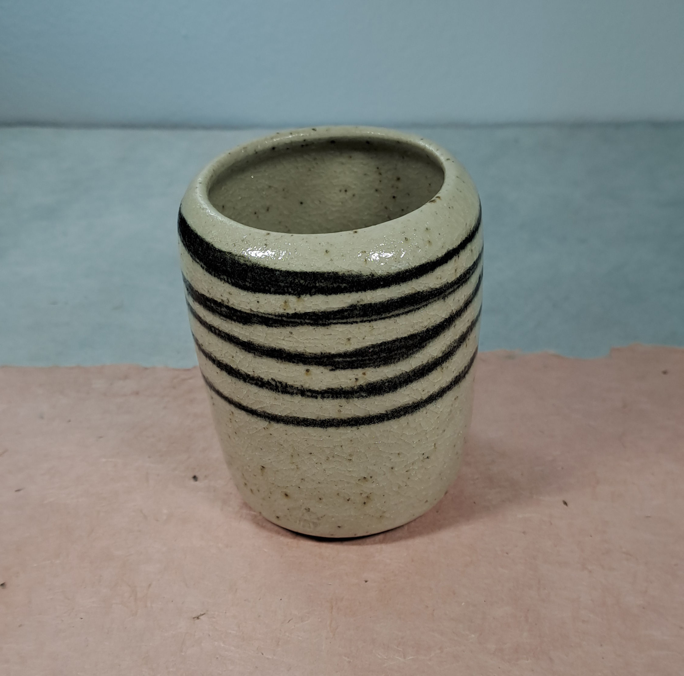 Pot pour l'eau - "rayé"