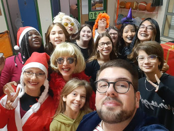 PEÇA DE TEATRO "NINGUÉM DÁ PRENDAS AO PAI NATAL"