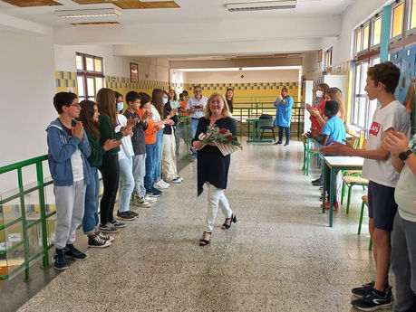 PARA A NOSSA PROFESSORA HERMÍNIA