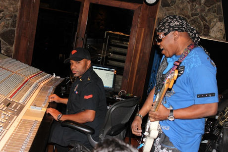 SKYLER LEXX @ PARAMOUNT WITH WORLD FAMOUS
RICKY ROUSE