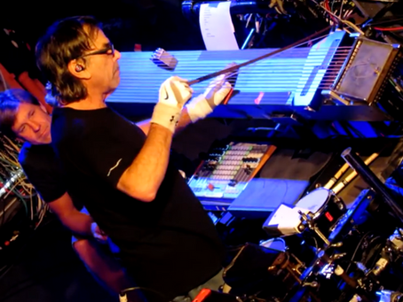 âď¸ Mickeyâs Beam: A Portal to the Pulse of the Universe