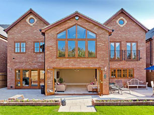 Cleaning Windows All Year Round in Milton Keynes