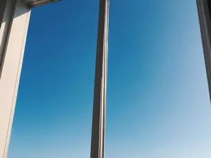 Top Tips for Maintaining Crystal Clear Windows