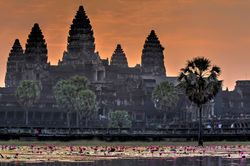 Angkor-Wat-Sunrise-4