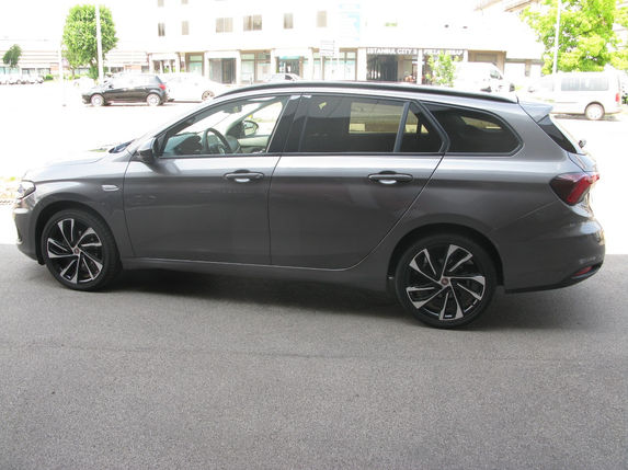 Scopri un'occasione autoFiat Tipo 1.6 Mjt S&S DCT SW S-Designda Cozza Automobili Montecchio Maggiore – Vicenza