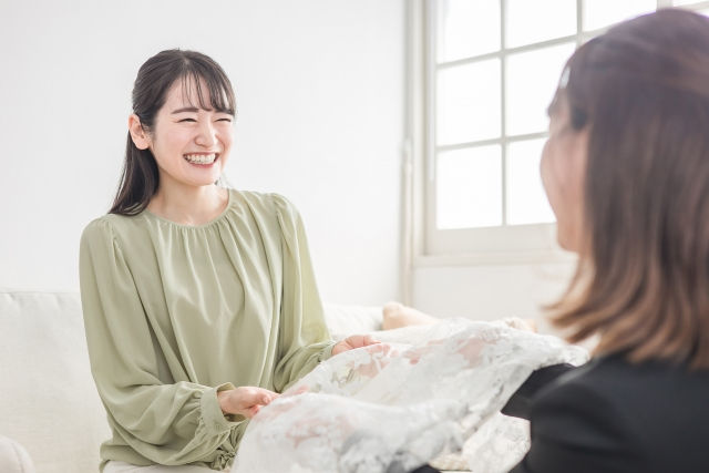 外国人の接客風景