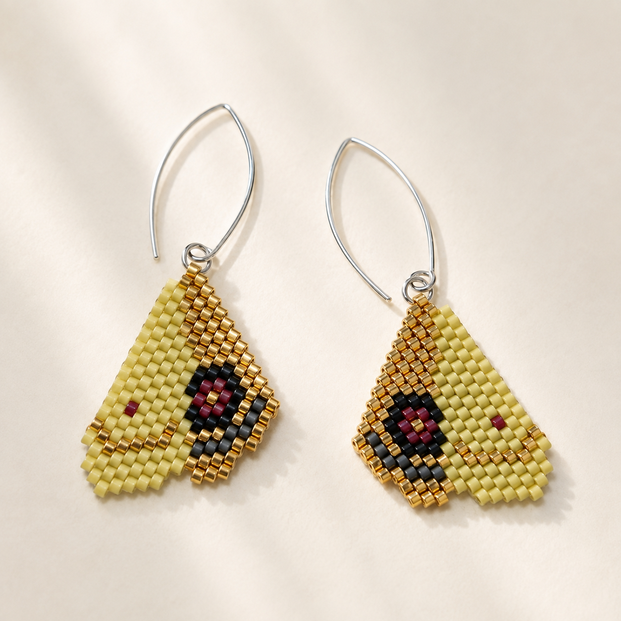 Aros Marisposa de Ojos