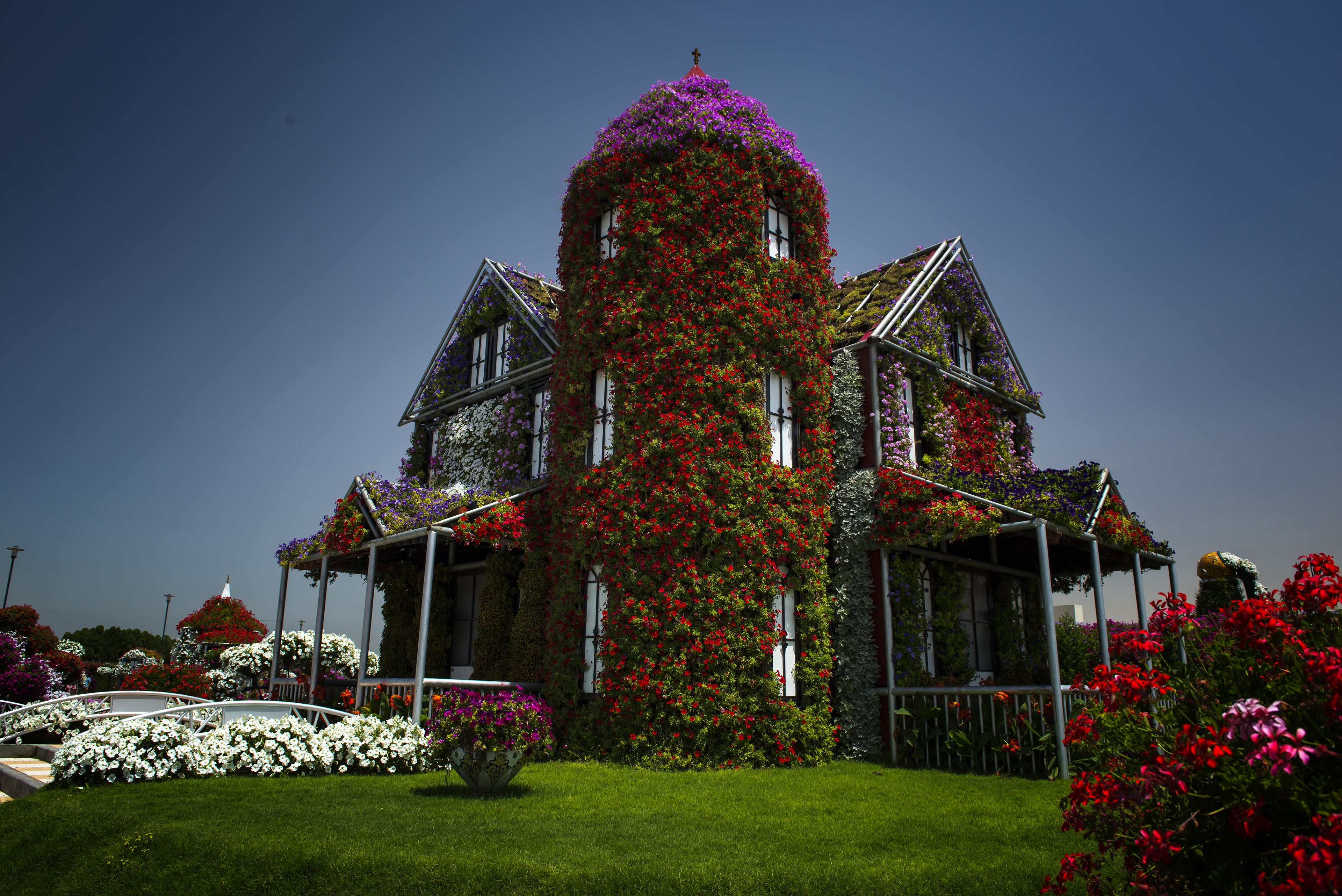 Miracle Gardens