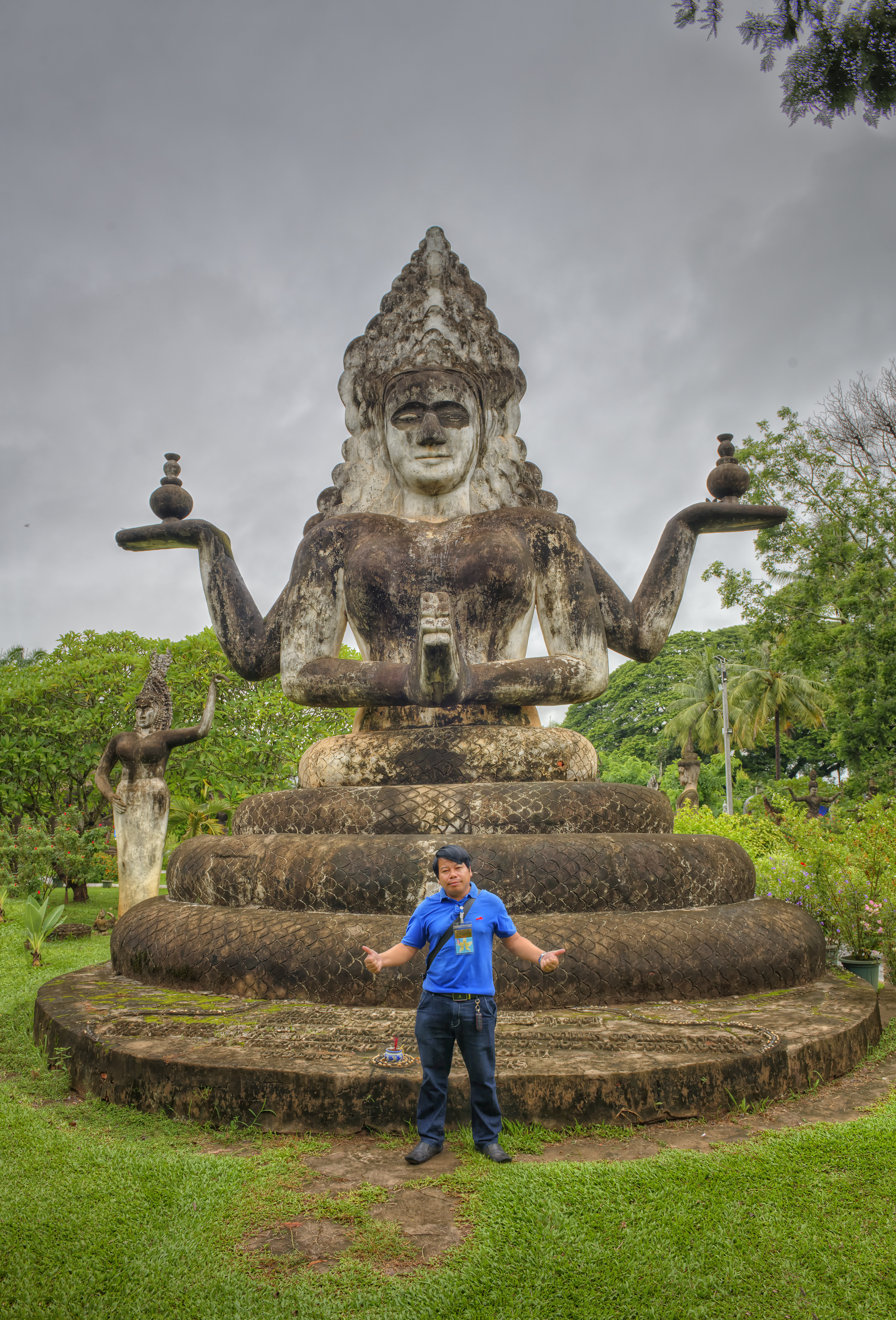 Sounthon, our guide in Vientiane