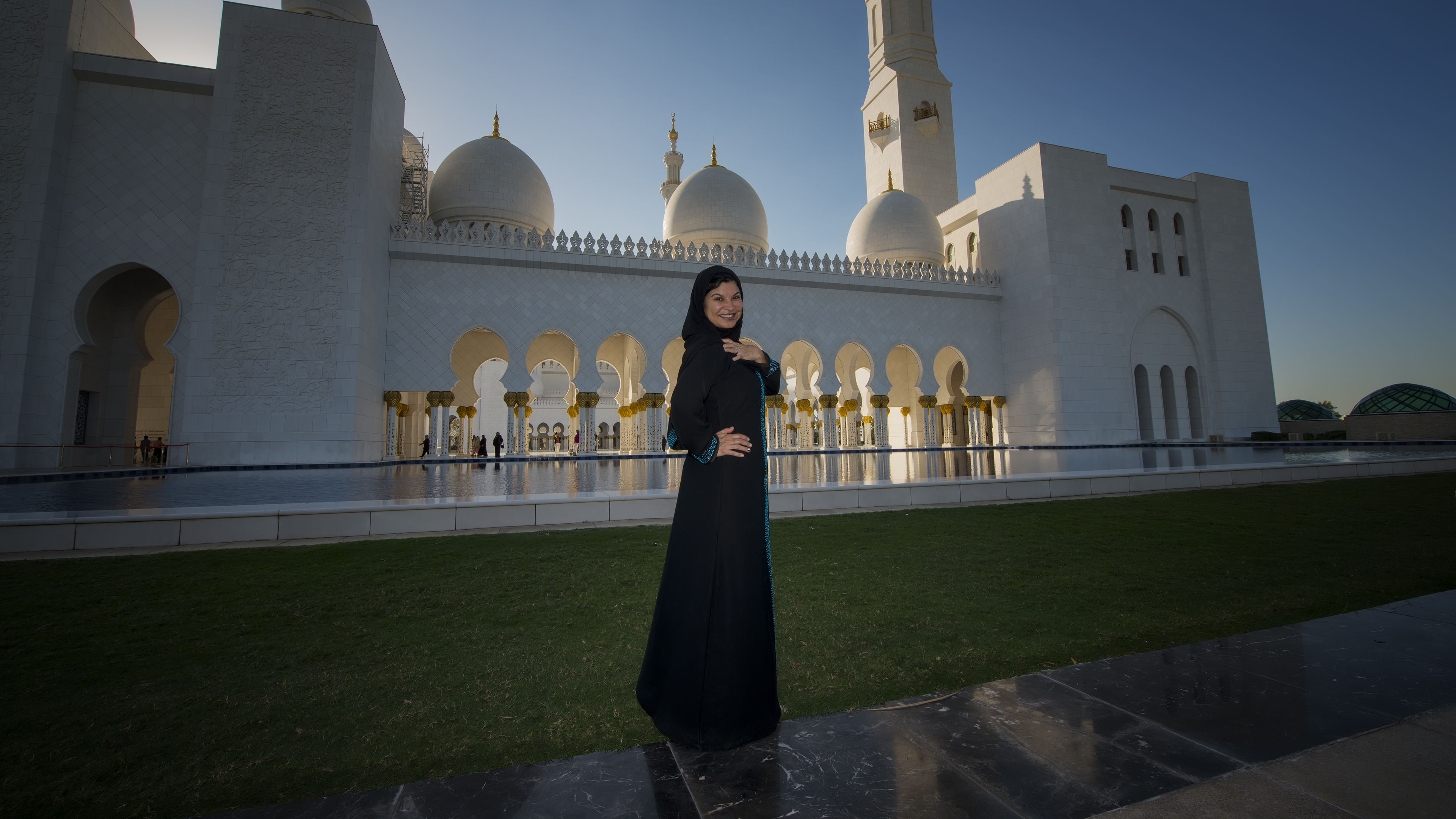 Dirce at the Grand Mosque