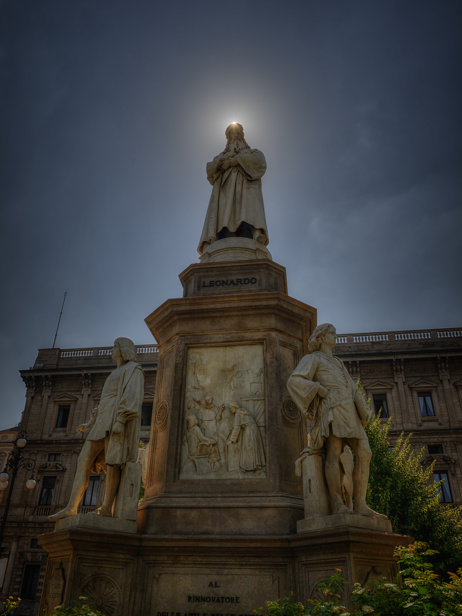 Monument to Leonardo da Vinci