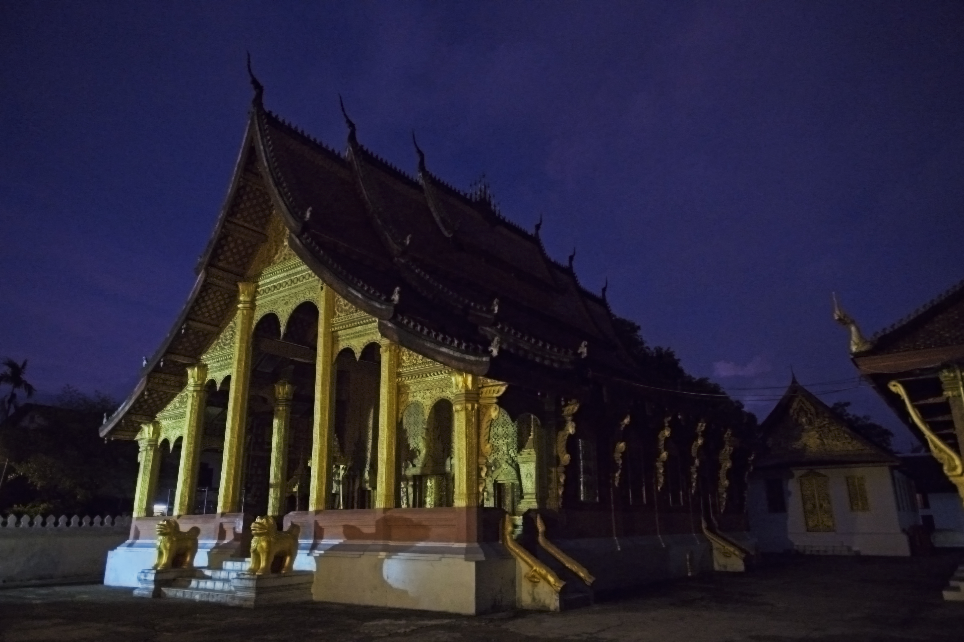 Wat Sensoukaram Temple