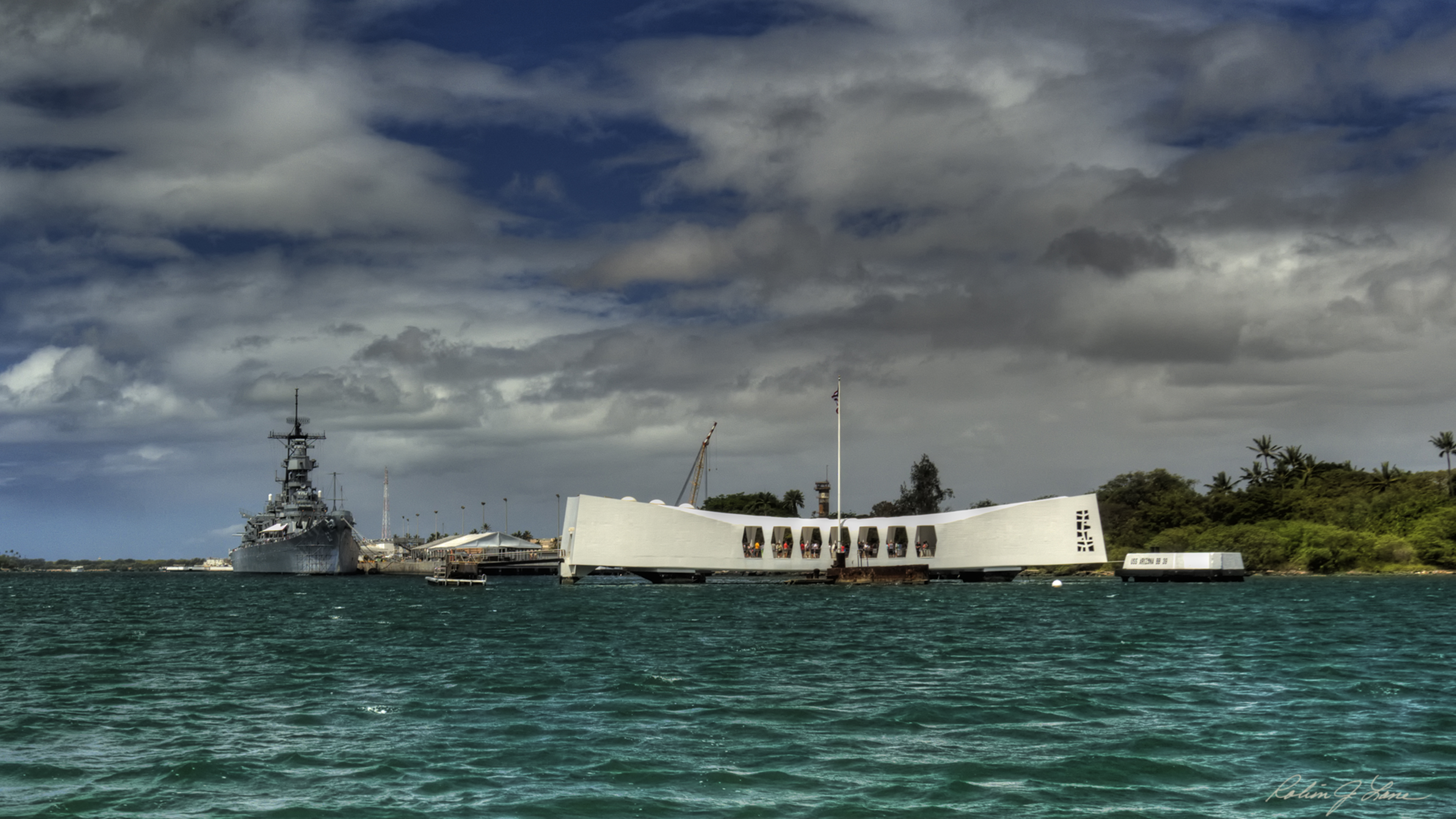 Pearl Harbor-USS Arizona Memorial