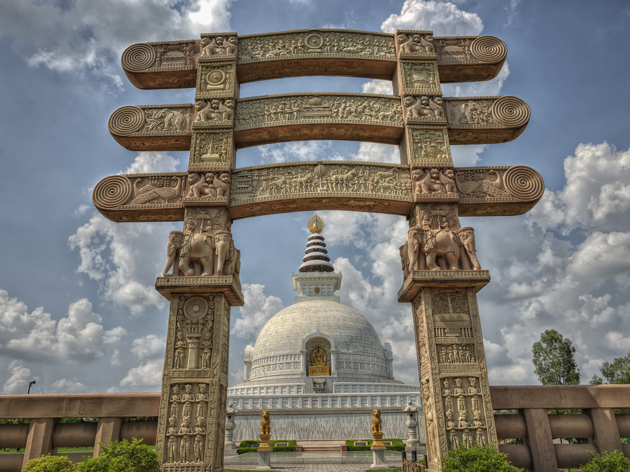 Shanti Stupa