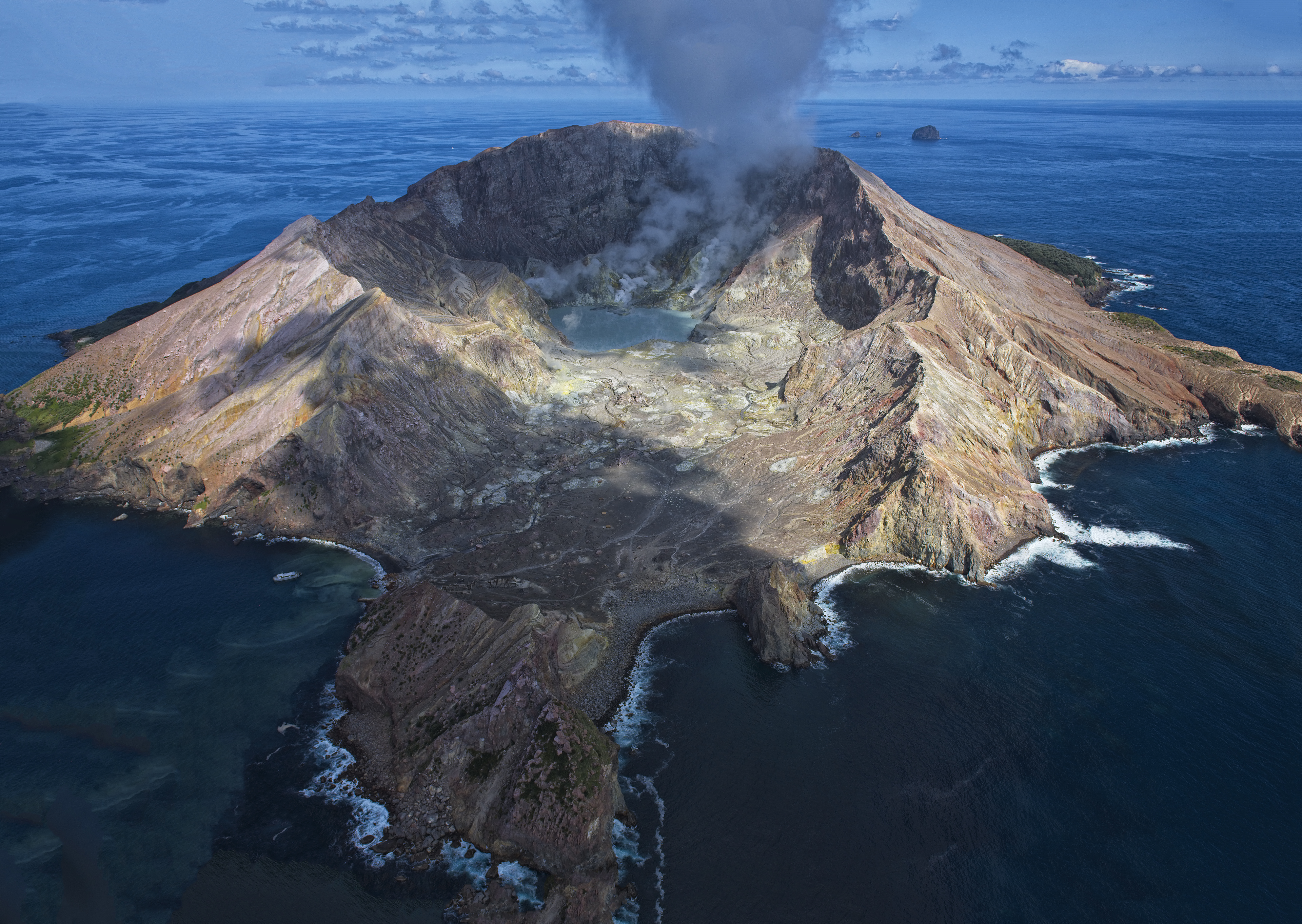 Coming in to land on White Island
