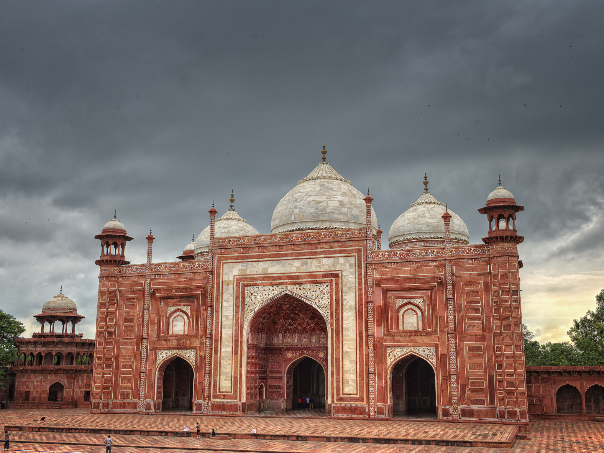 Taj Mahal Guesthouse